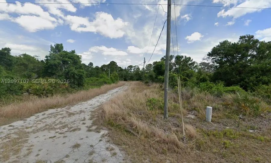 109 Falcon Ct Nw, Lake Placid, FL 33852 - #3