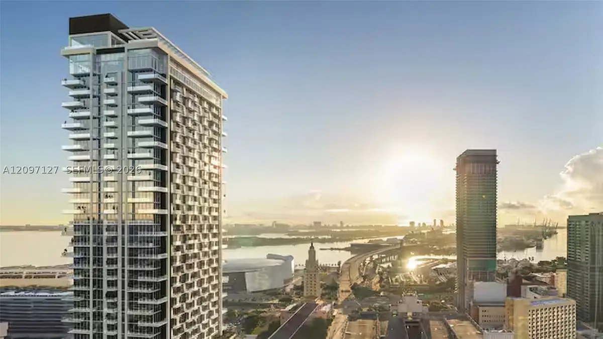 11 NE 6th St #3214, Miami, FL 33132 - #1