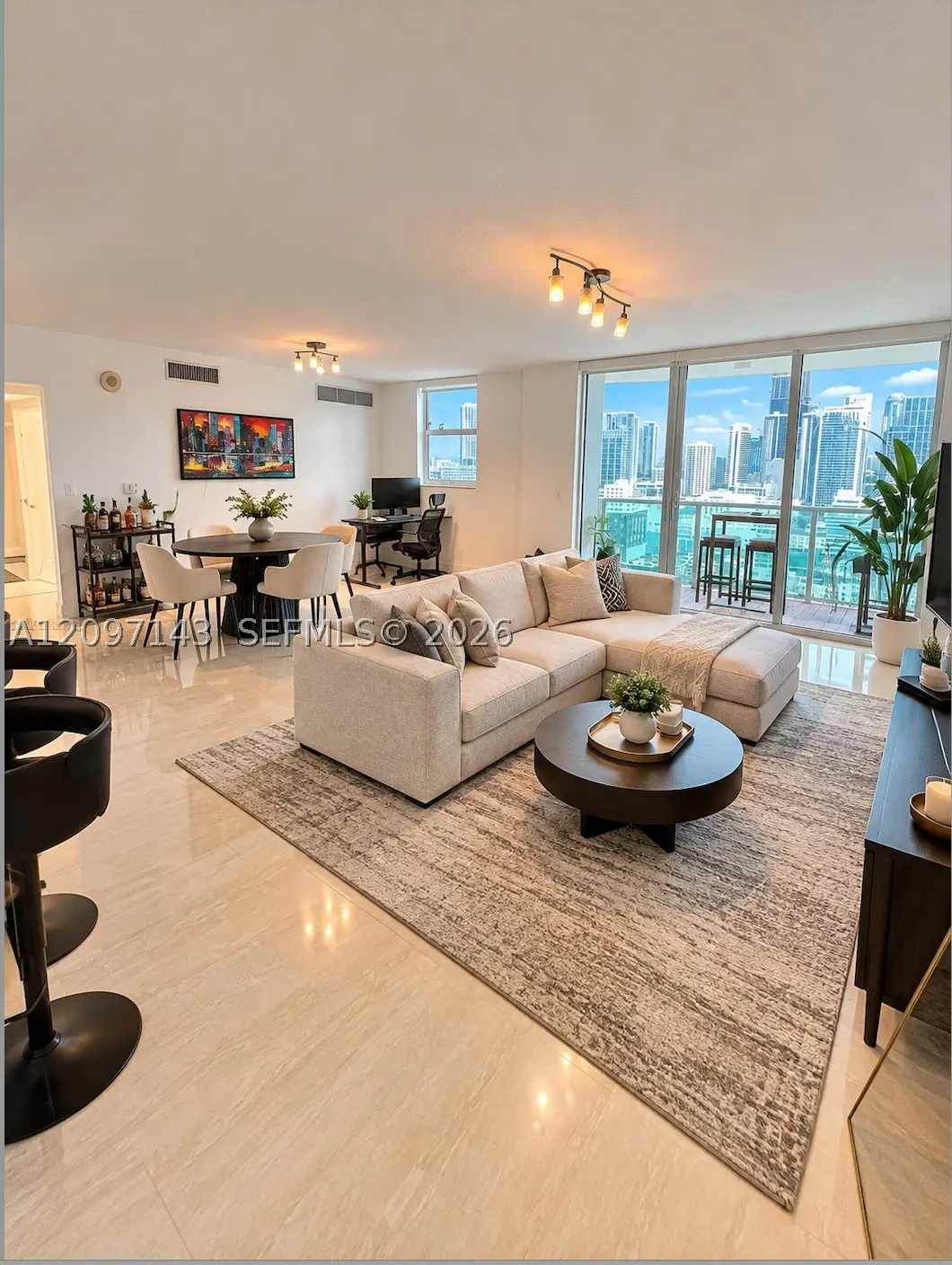 31 SE 5th Street #2801, Miami, FL 33131 - #1