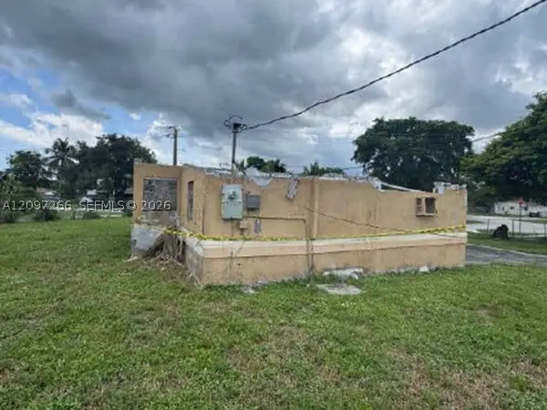 400 NW 34th Ave, Lauderhill, FL 33311