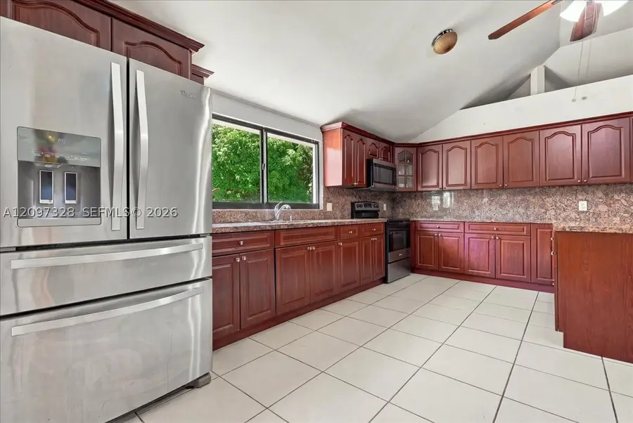 18490 SW 216th St, Miami, FL 33170 - #2