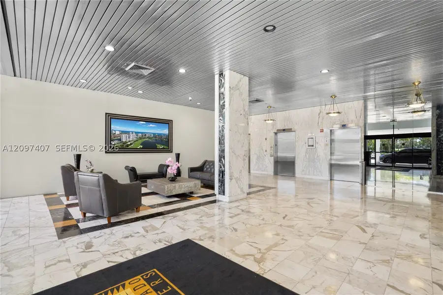 3675 N Country Club Dr #1906, Aventura, FL 33180 - #2