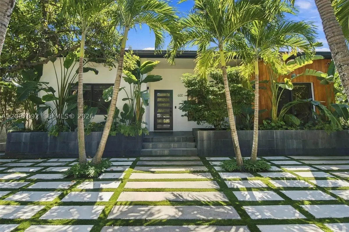 600 W 51st St, Miami Beach, FL 33140 - #1