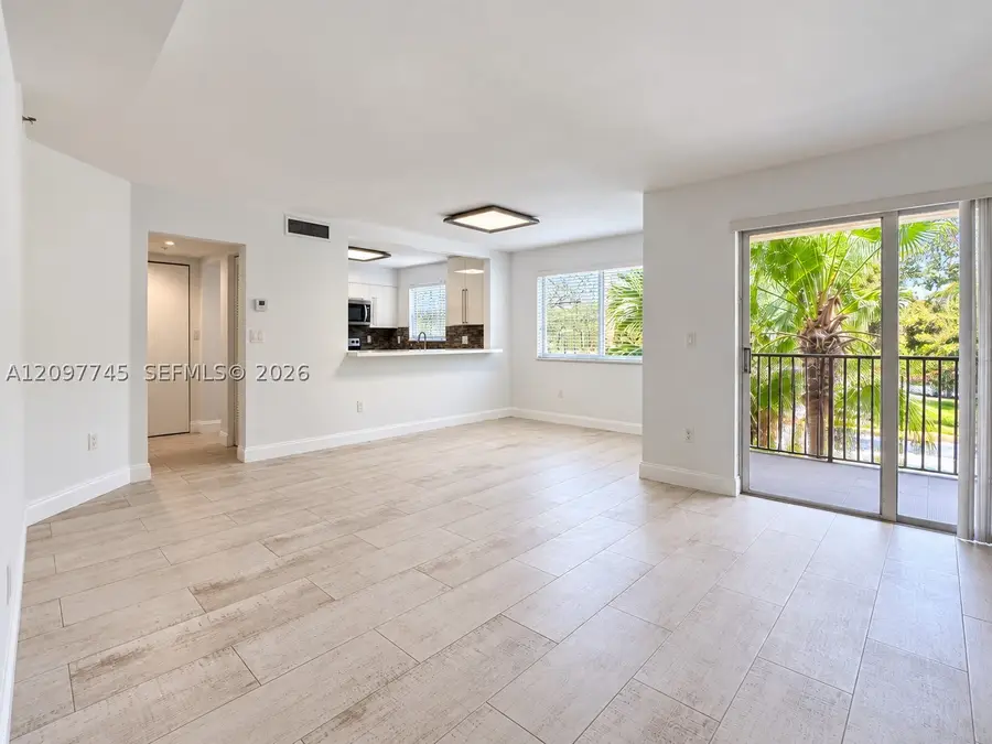 791 N Pine Island Rd #214, Plantation, FL 33324 - #3
