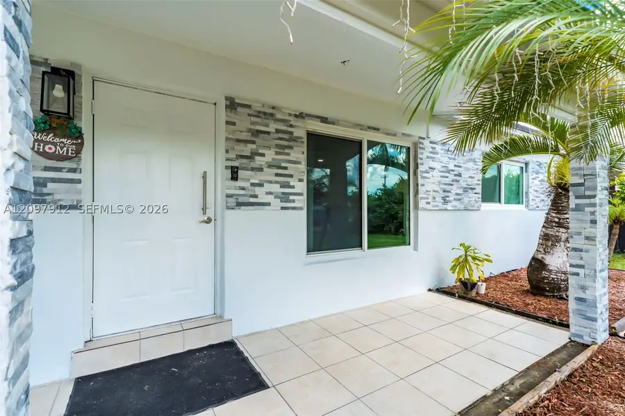 6771 Harding St, Hollywood, FL 33024 - #3