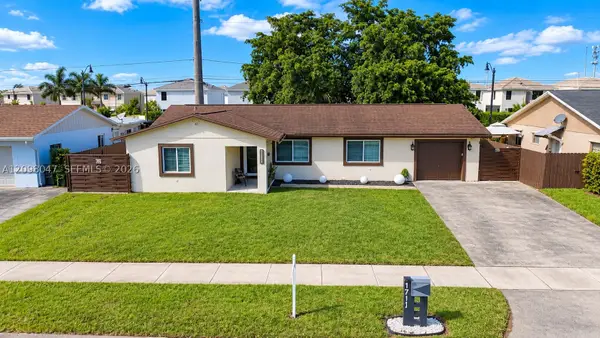 1711 N Anhinga Ln, Homestead, FL 33035