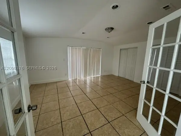 6437 SW 22nd St, Miramar, FL 33023