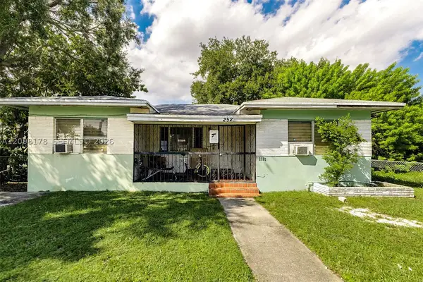 2525 NW 50th St, Miami, FL 33142