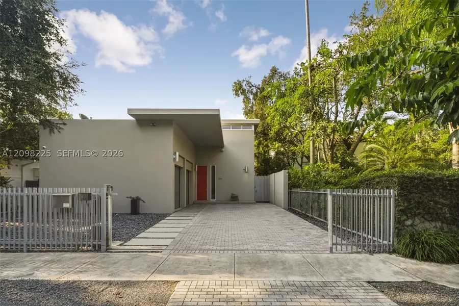 1828 Espanola Dr, Miami, FL 33133 - #2
