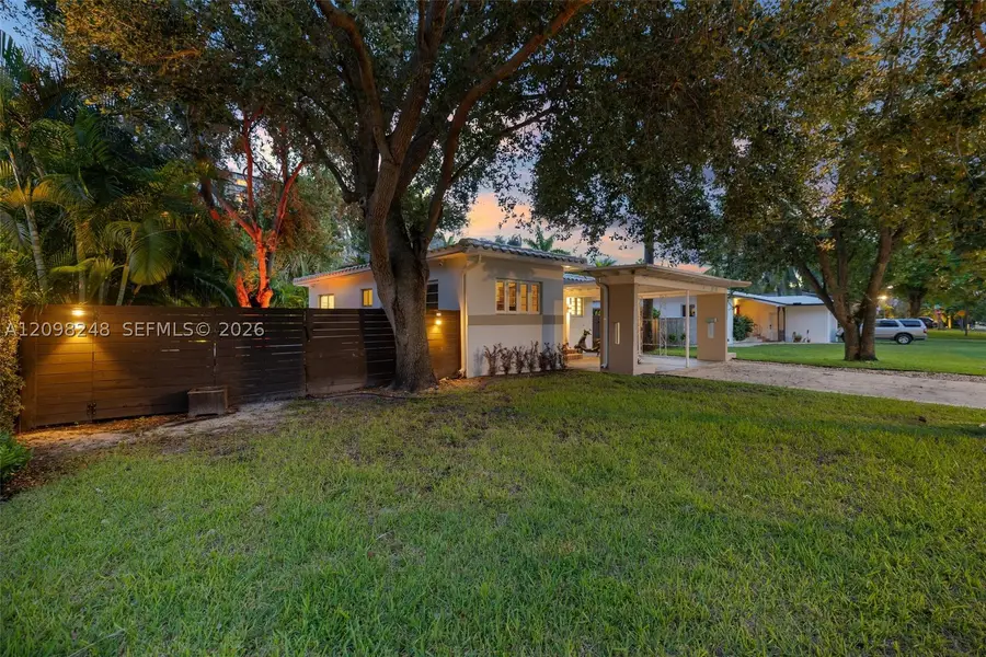 830 NE 72nd St, Miami, FL 33138 - #2