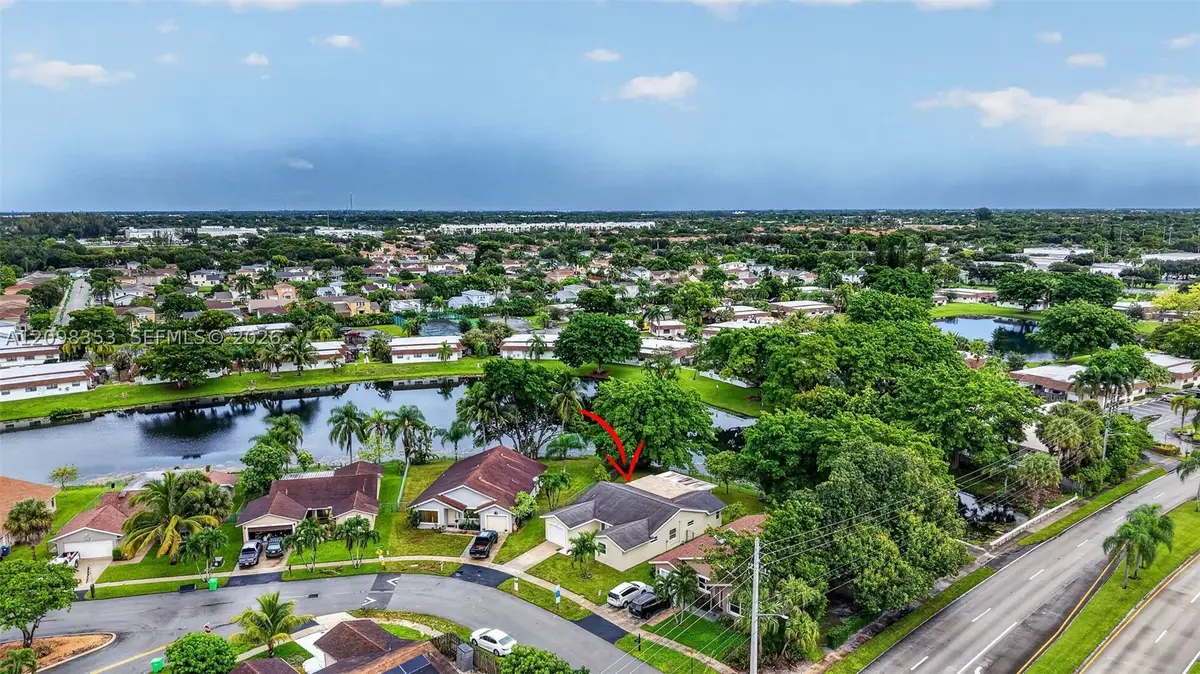 4904 NW 96th Ave, Sunrise, FL 33351 - #1
