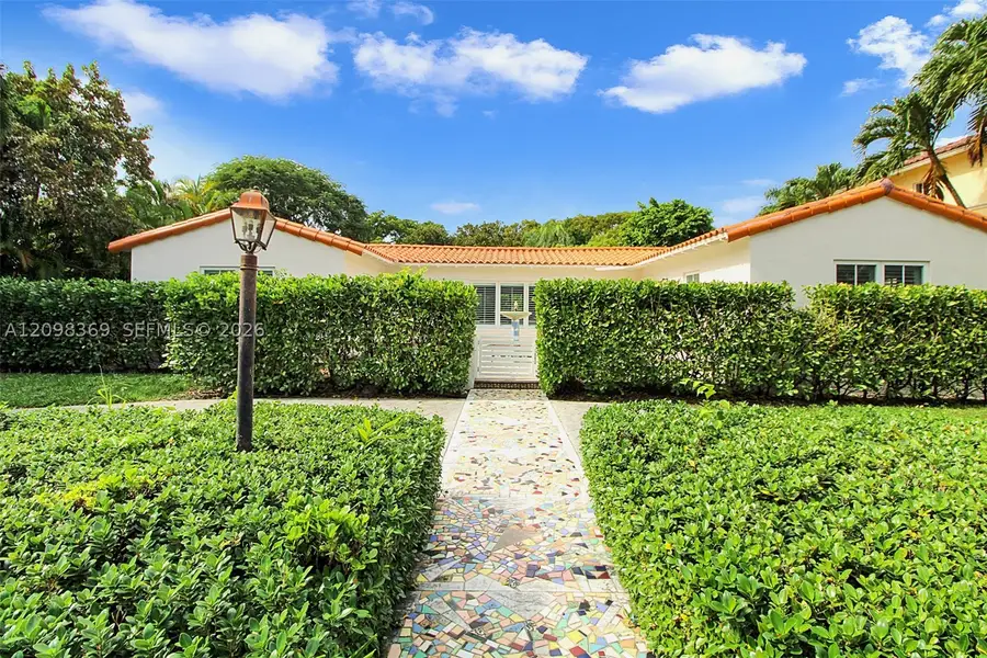 1110 Wallace St, Coral Gables, FL 33134 - #2