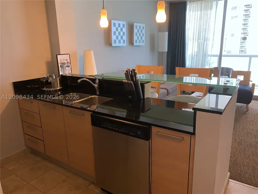 18683 Collins Ave #1605, Sunny Isles Beach, FL 33160 - #3