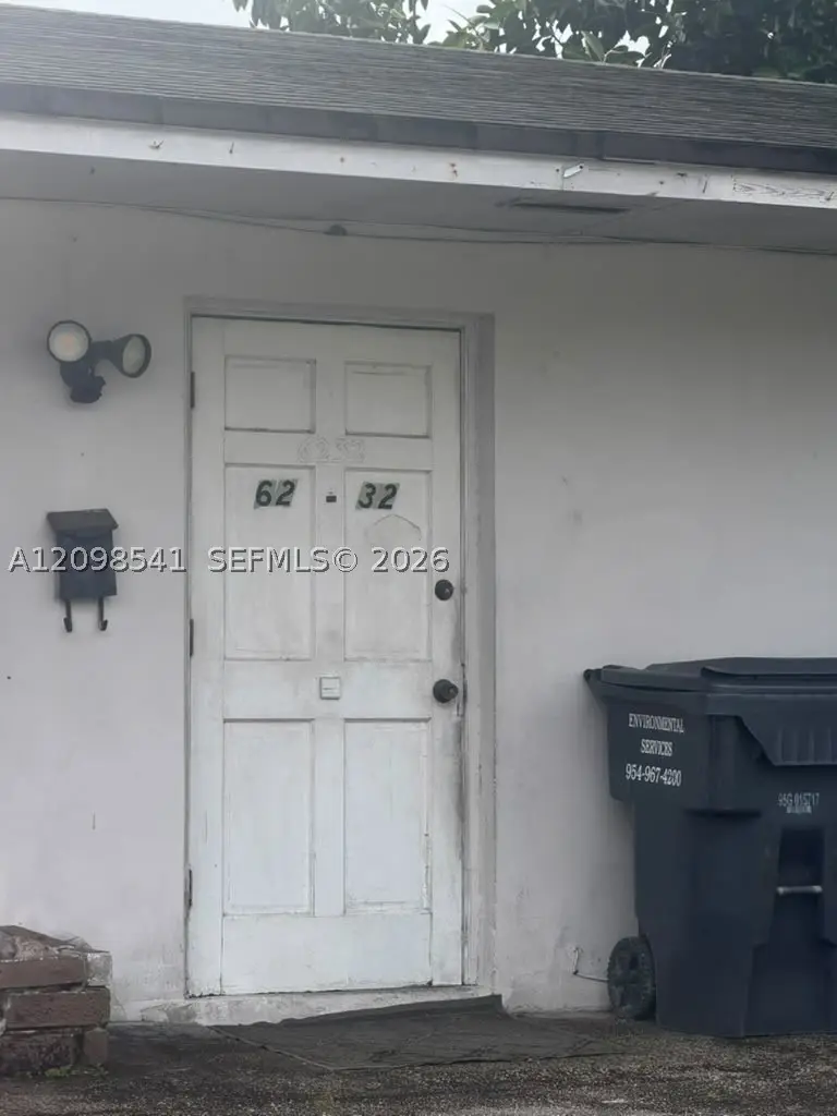 6230 Grant St, Hollywood, FL 33024 - #2