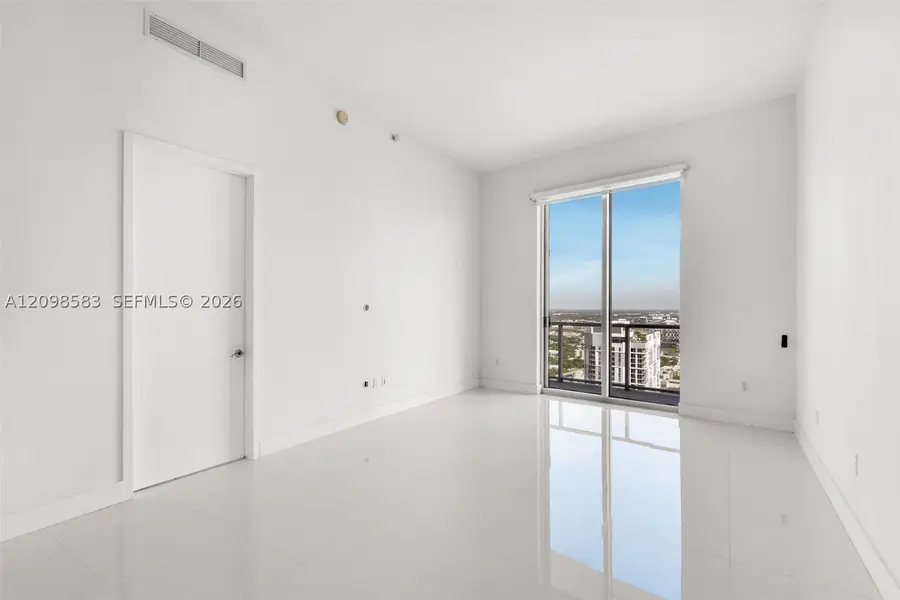 185 SW 7th St #4401, Miami, FL 33130 - #2