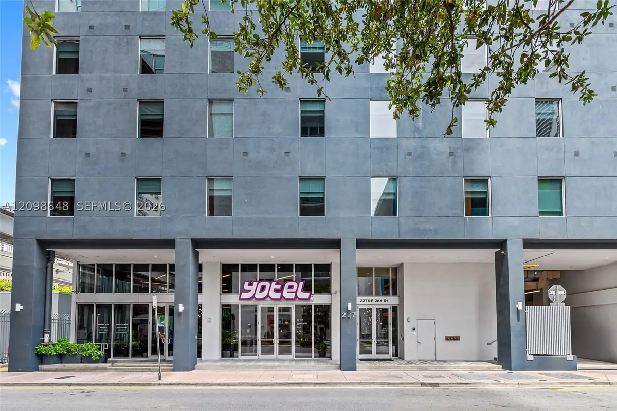 227 NE 2nd St #3106, Miami, FL 33132 - #1