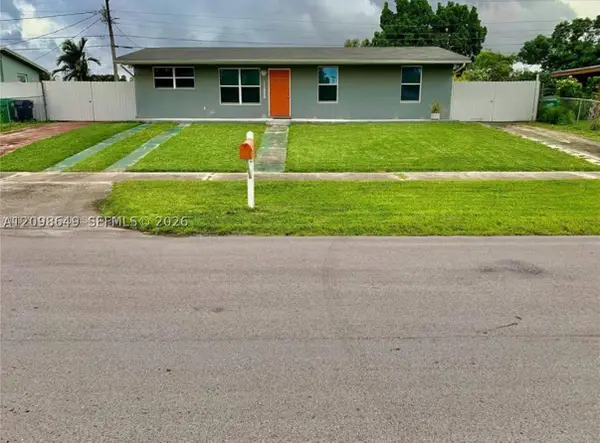 11525 SW 187th Ter, Miami, FL 33157