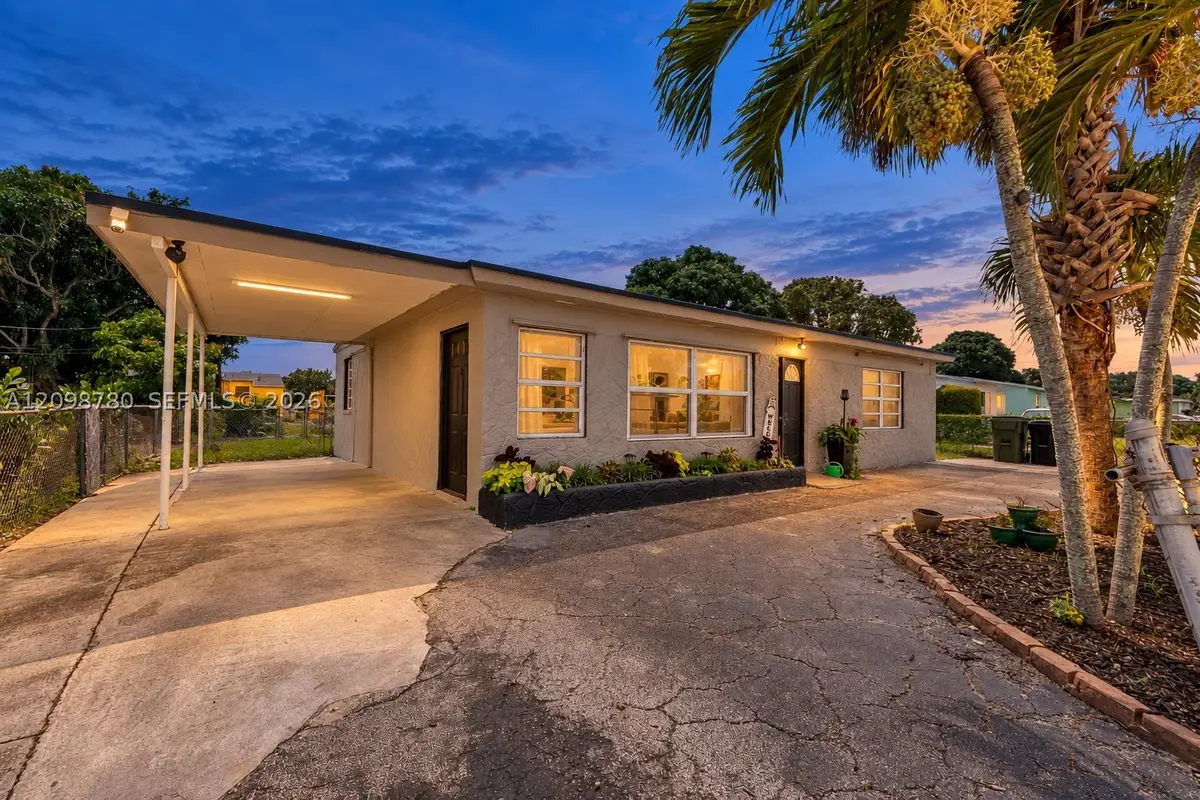 2308 NW 13th Ct, Fort Lauderdale, FL 33311 - #1