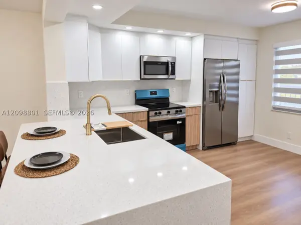 12600 SW 5th Ct #207L, Pembroke Pines, FL 33027