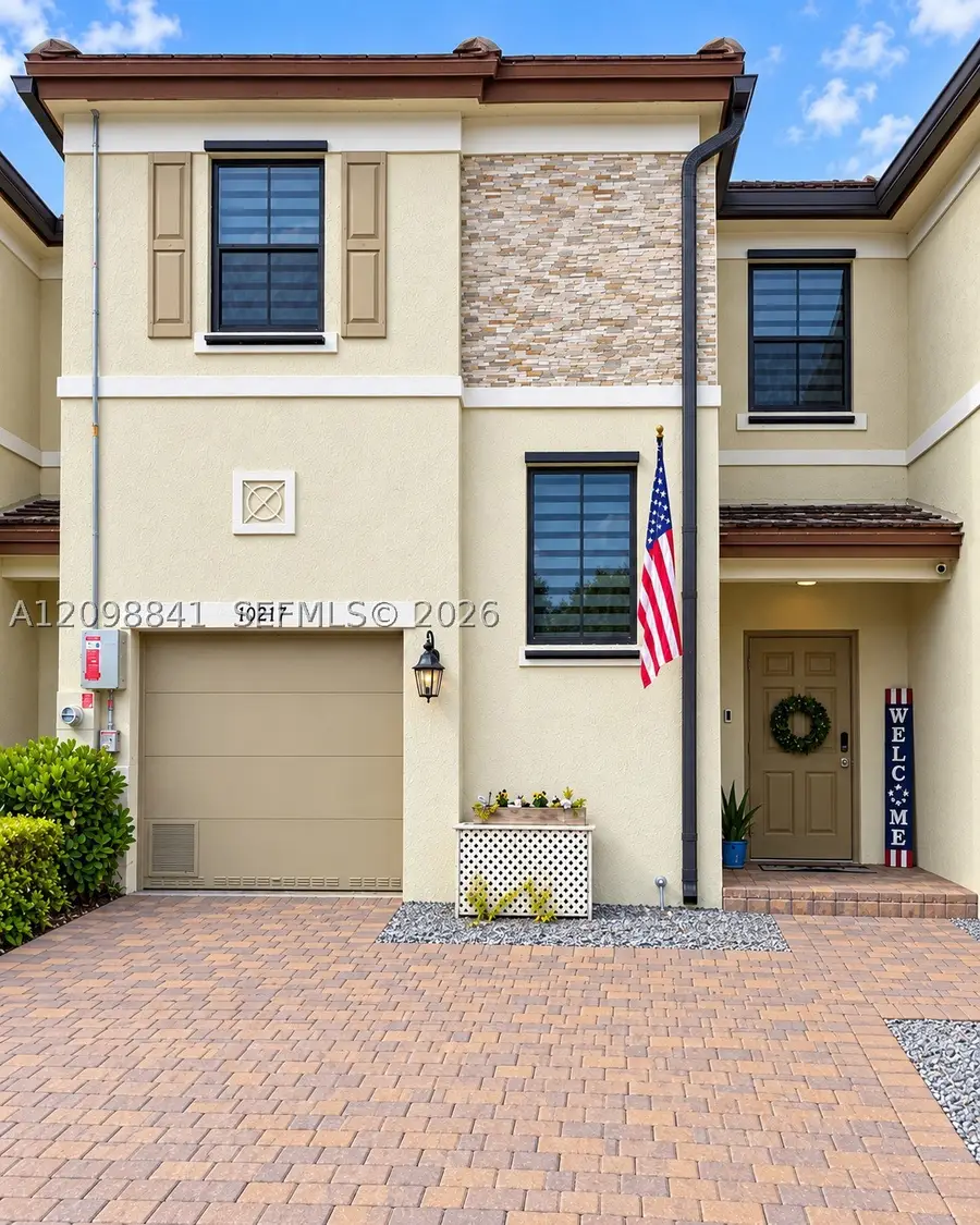 10217 SW 231st Ln, Miami, FL 33190 - #2
