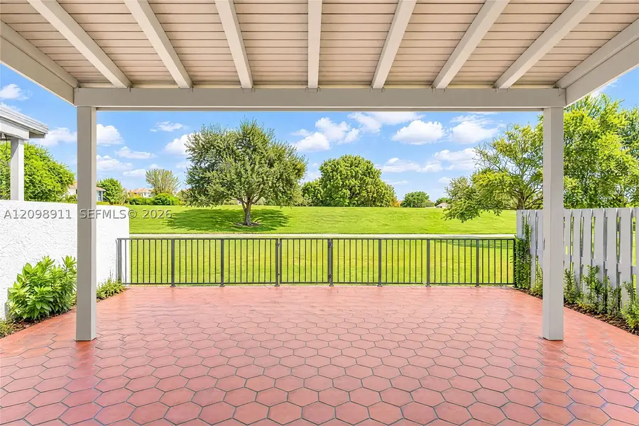 735 NW 105th Pl #C3, Miami, FL 33172 - #2