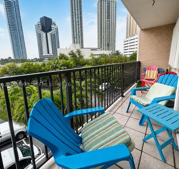 201 180th Dr #202, Sunny Isles Beach, FL 33160