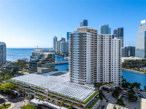701 Brickell Key Blvd #1004, Miami, FL 33131