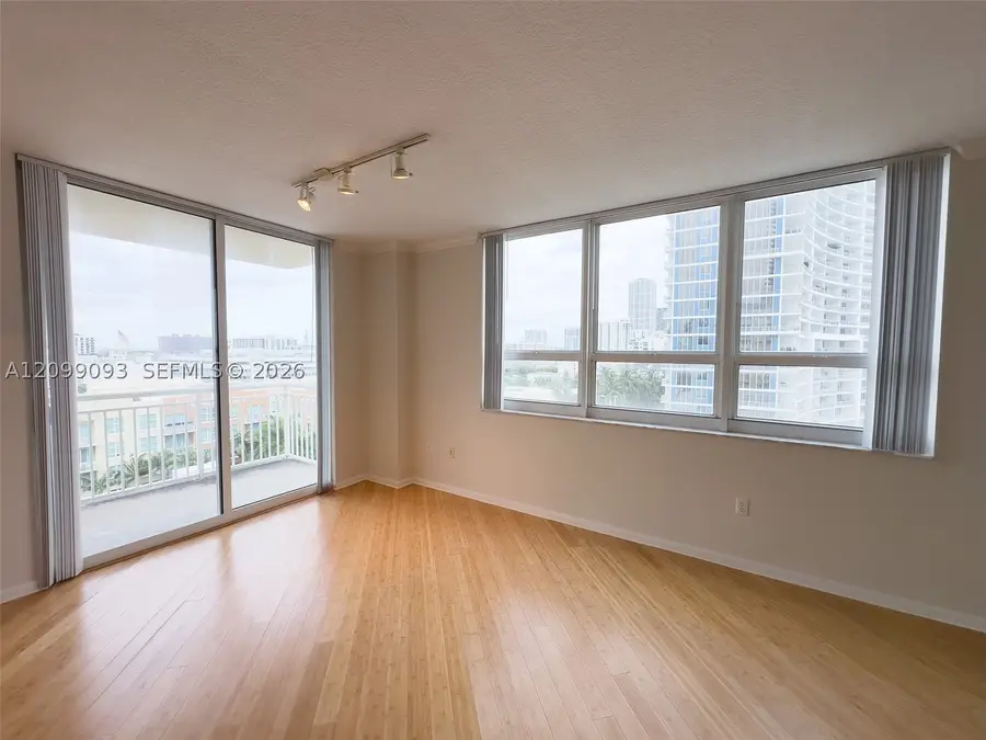 2000 N Bayshore Dr #1101, Miami, FL 33137 - #3