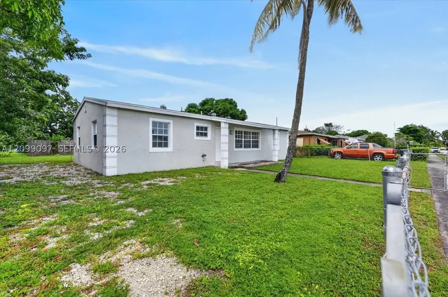 2885 NW 155th Ter, Miami Gardens, FL 33054 - #3