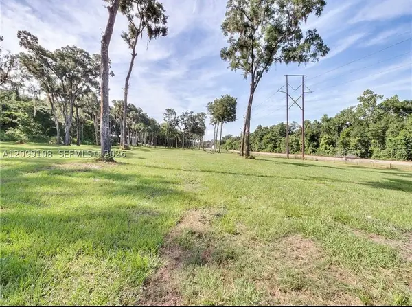 1430 South Beresford Road, Deland, FL 32720