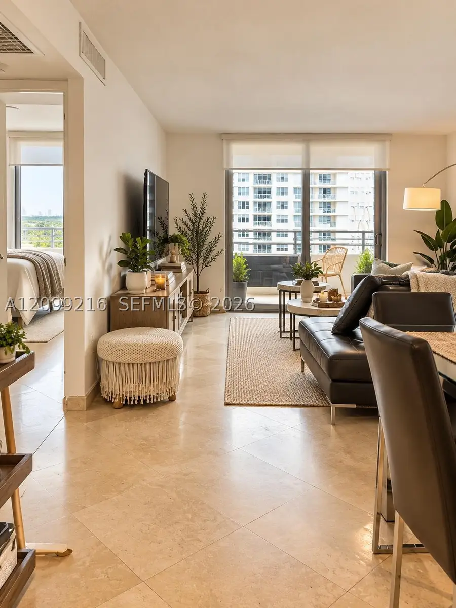 5555 Collins Ave #14Y, Miami Beach, FL 33140 - #2
