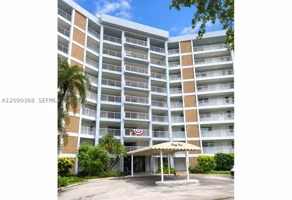 2940 N Course Dr #110, Pompano Beach, FL 33069