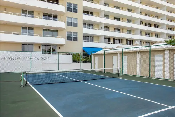 Address Withheld By Seller, Miami Beach, FL 33140