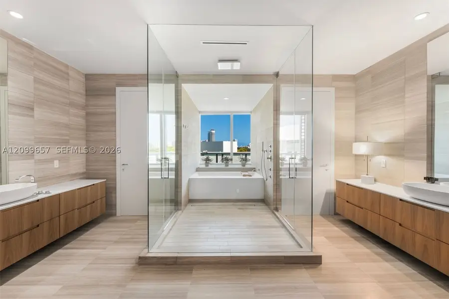 4701 N Meridian Ave #512, Miami Beach, FL 33140 - #2