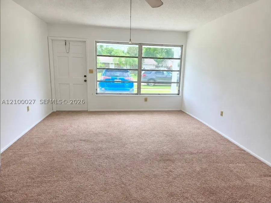 6421 NW 26th St, Sunrise, FL 33313 - #3