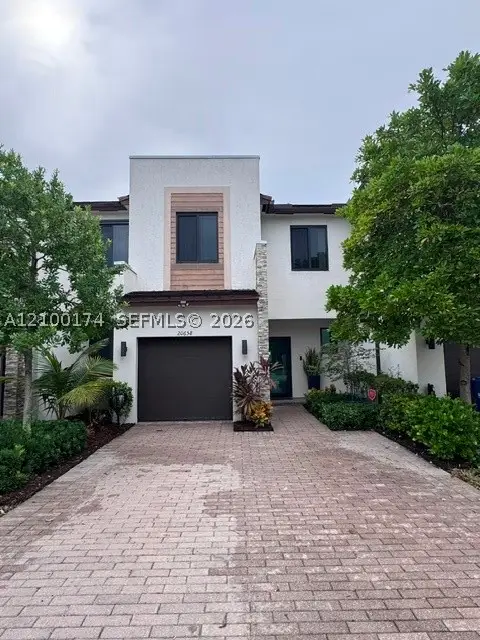 Address Withheld By Seller, Miami, FL 33179