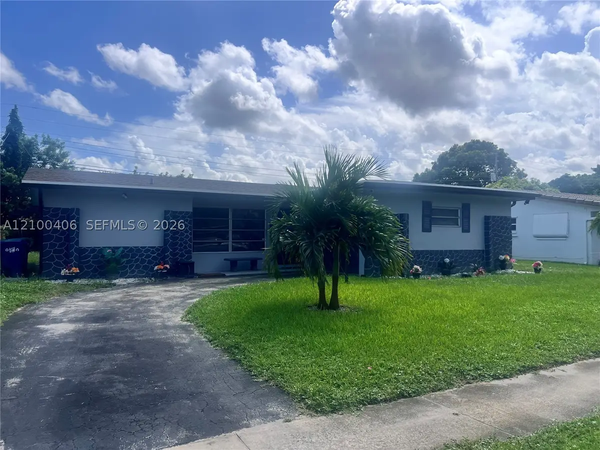 4420 NW 25th Pl, Lauderhill, FL 33313 - #1