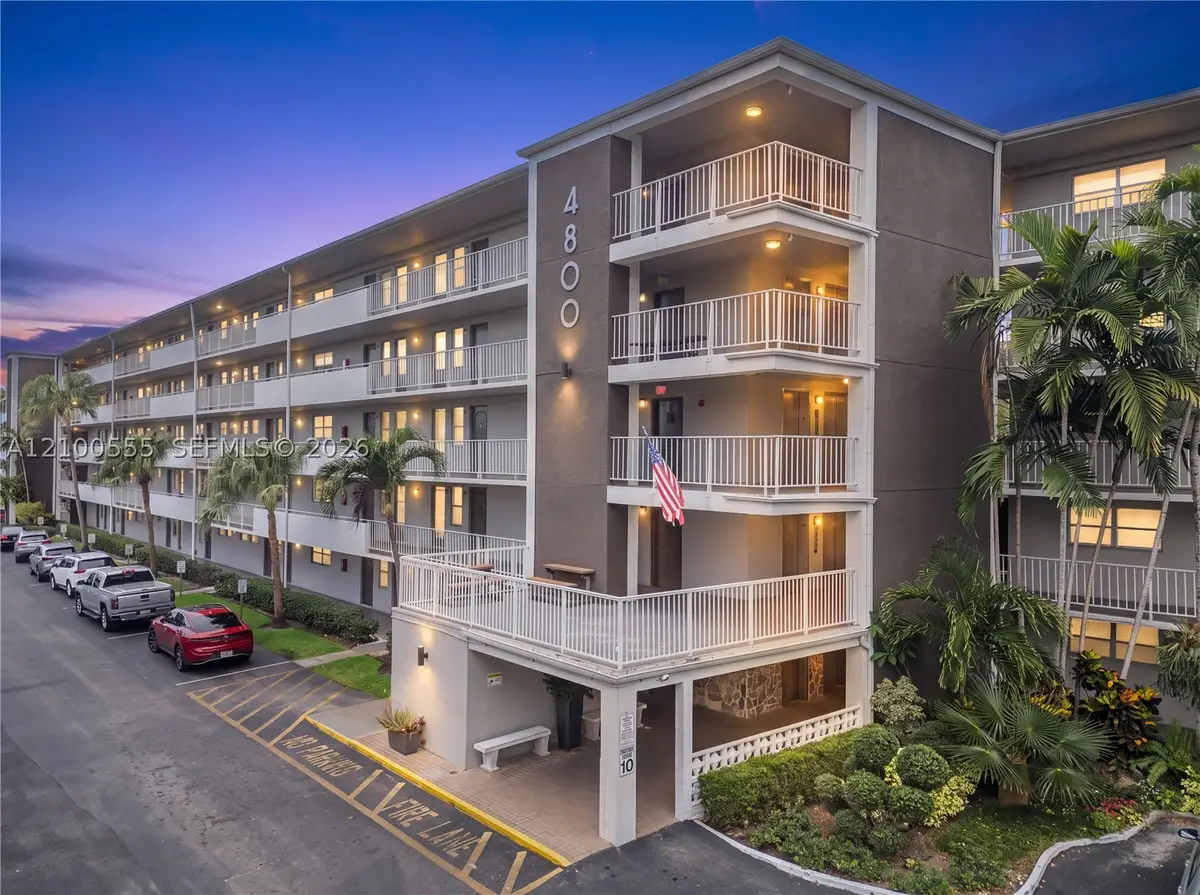 4800 Hillcrest Ln #503-504, Hollywood, FL 33021 - #1