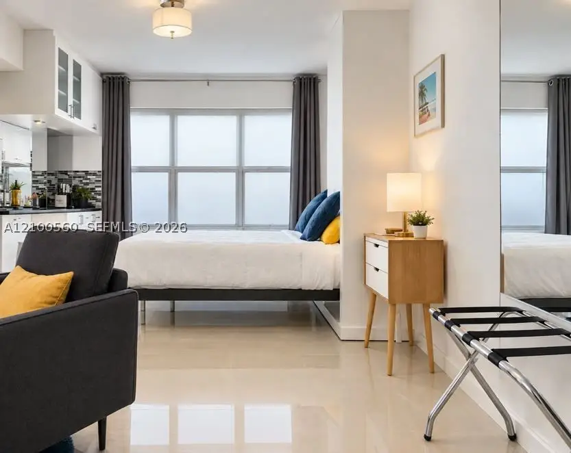 918 Ocean Dr #201, Miami Beach, FL 33139 - #3