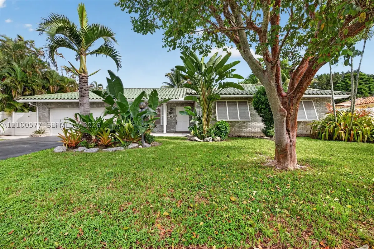 5921 SW 15th St, Plantation, FL 33317 - #1