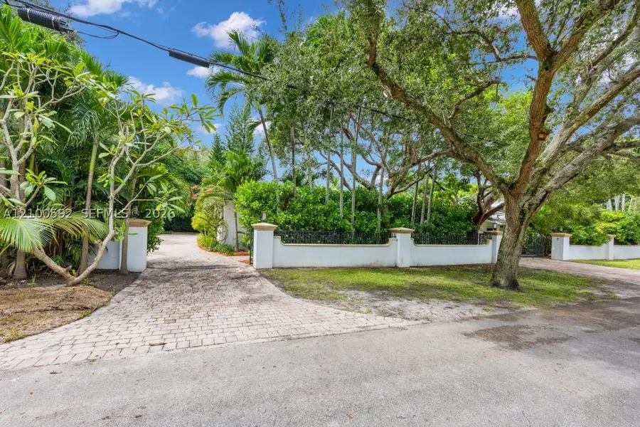 1101 Coral Way, Coral Gables, FL 33134 - #3