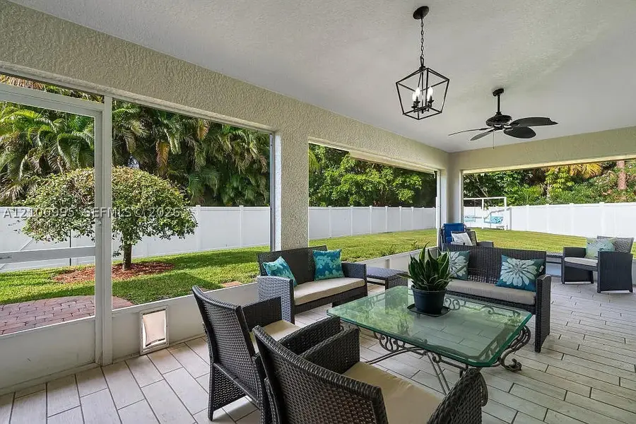 4065 9th Pl, Vero Beach, FL 32960 - #3