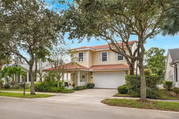 4685 Lakeside Ter, Davie, FL 33314