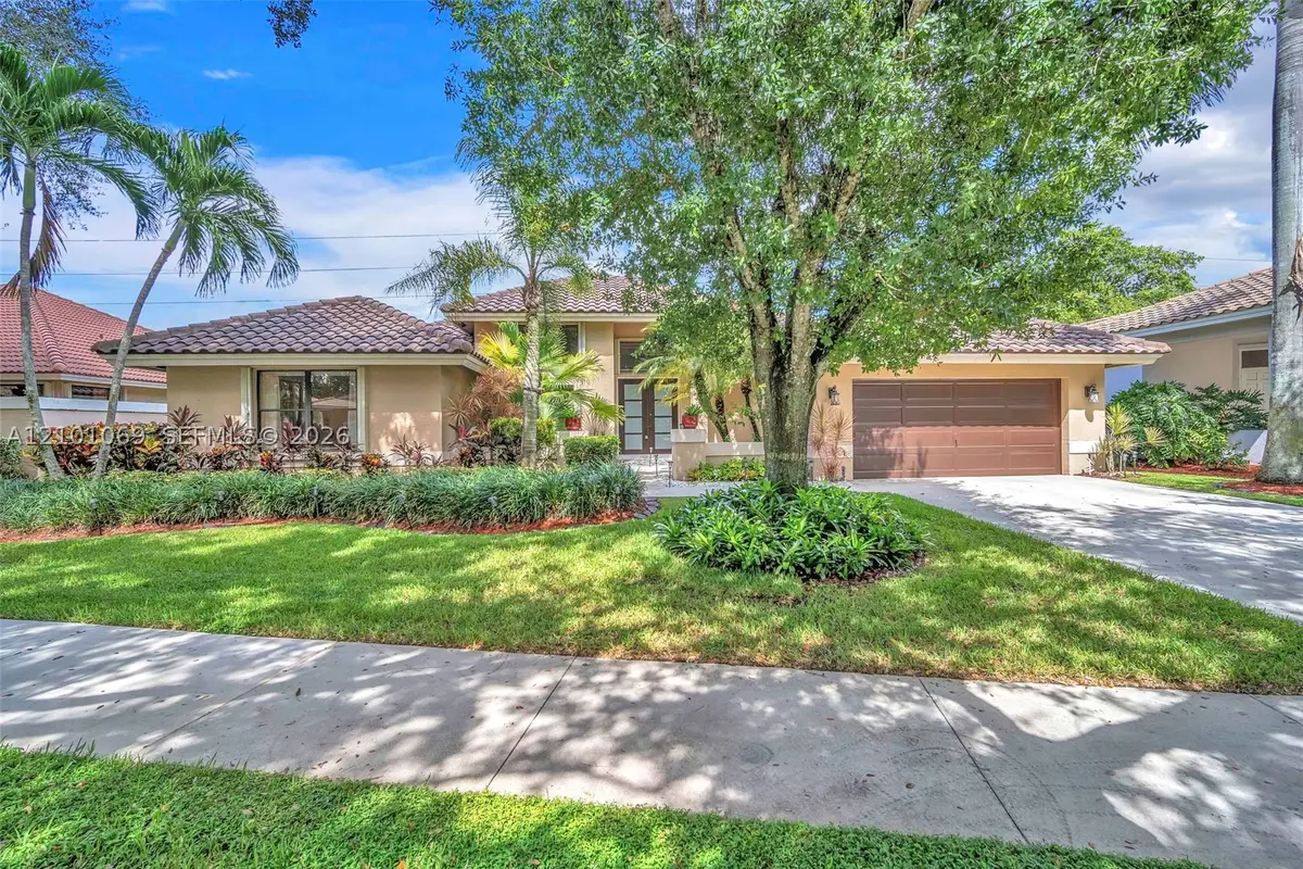 1025 Creekford Dr, Weston, FL 33326 - #1