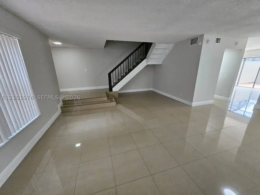 1091 N Hiatus Rd #1091, Pembroke Pines, FL 33026 - #3
