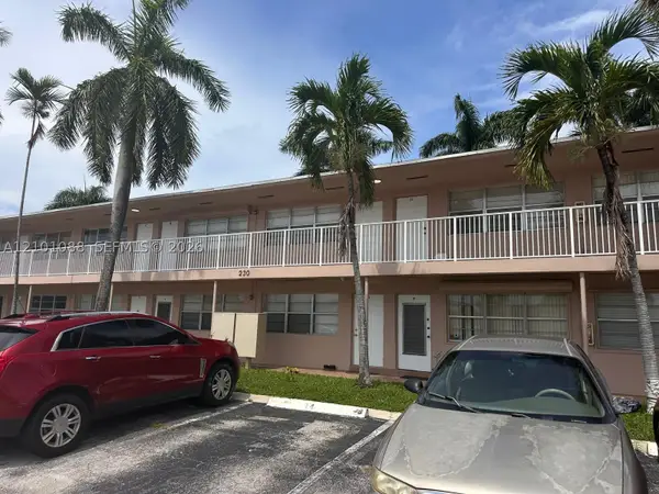 230 SW 11th Ave #14, Hallandale Beach, FL 33009