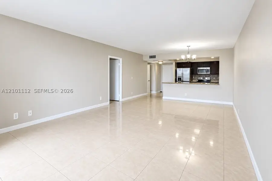 2500 Parkview Dr #307, Hallandale Beach, FL 33009 - #2