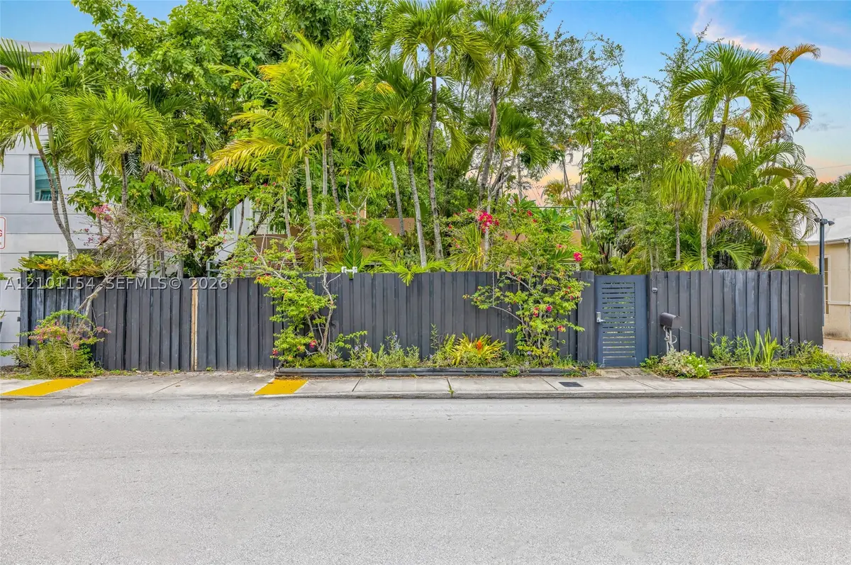 917 SE 2nd Ct, Fort Lauderdale, FL 33301 - #1