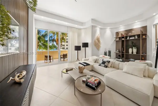 808 Brickell Key Dr #408, Miami, FL 33131