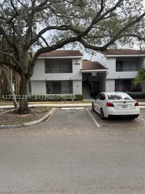 631 Lyons Rd #12101, Coconut Creek, FL 33063